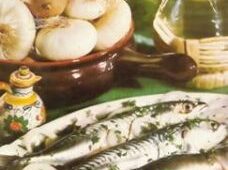 caballas con papas cebollas