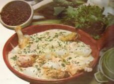 fricasse de pollo con cebollas
