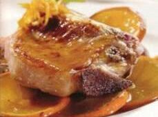 Chuletas de cerdo con salsa de naranja